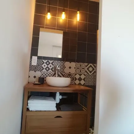 Hauteur De Piscine Et Vue * イエール